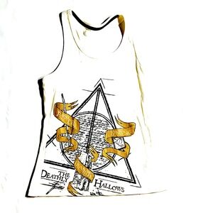 Women’s medium Harry Potter White Tank Top with Gold and Black Graphic Stretchy
